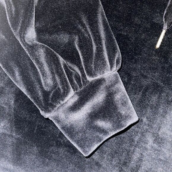 Wild Fable Women's Black Velour Hoodie with Ribbon Tie Waist Length Size XS - Picture 4 of 7